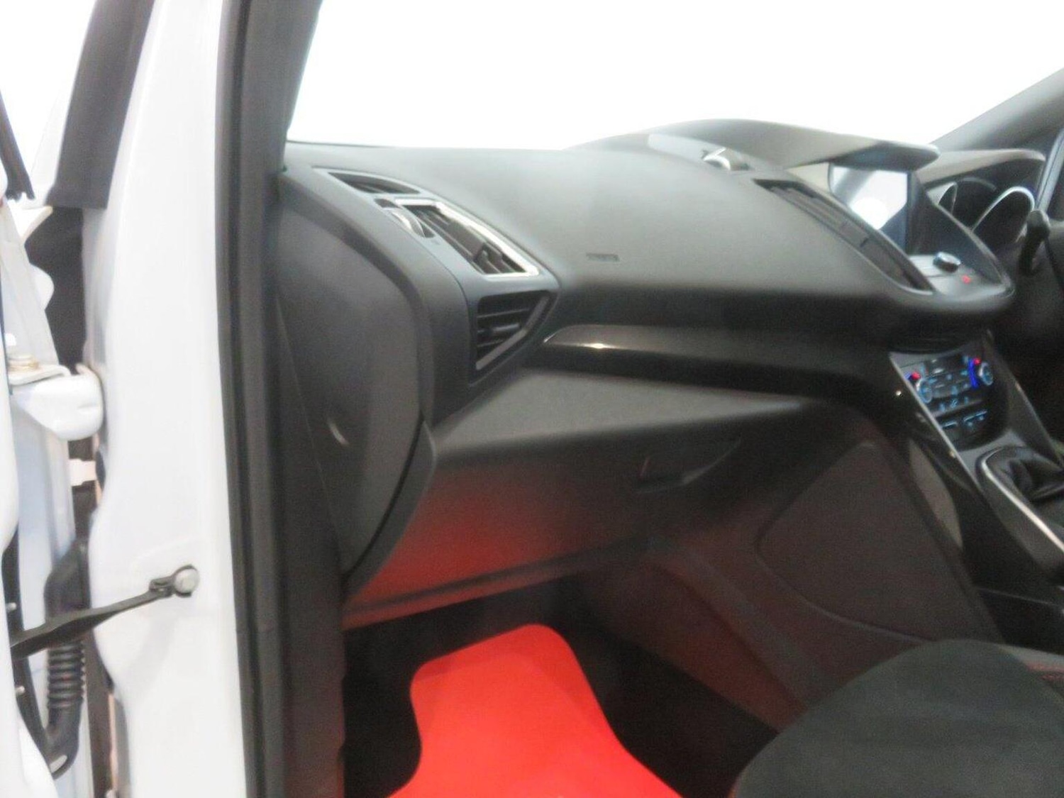 Used Ford Kuga 2018 for sale - 77938017: Photo 31