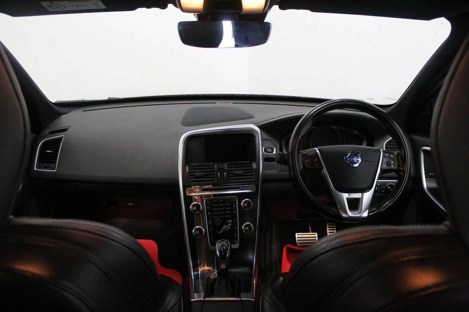 Used Volvo XC60 2015 for sale - 77314131: Photo 29