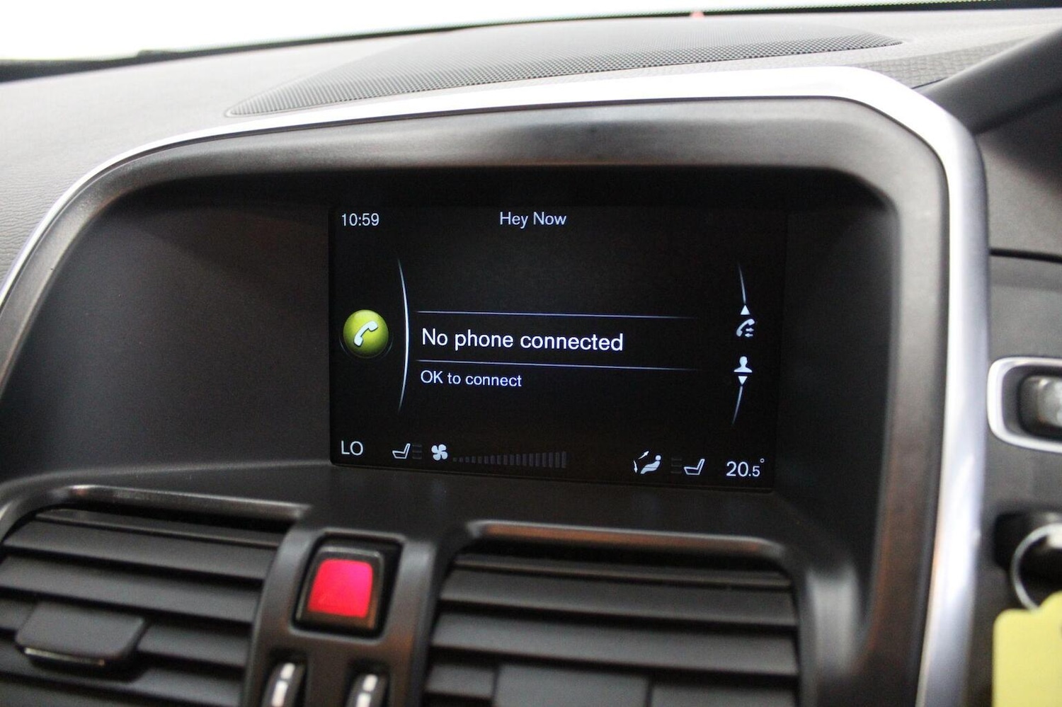 Used Volvo XC60 2015 for sale - 77314131: Photo 37