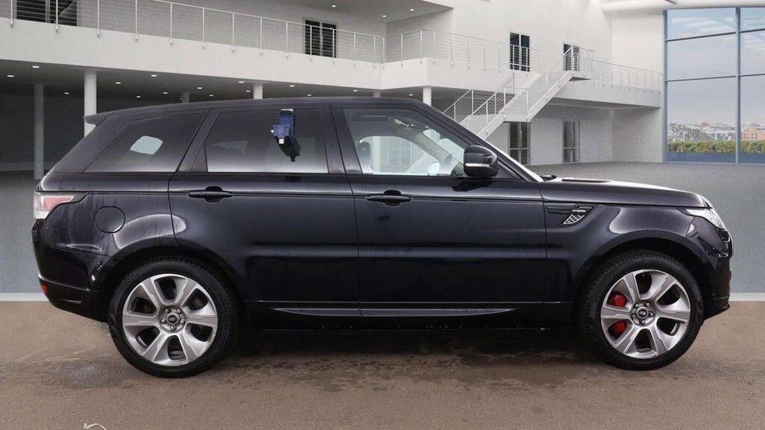 Used Land Rover Range Rover Sport 2015 for sale - 77616398: Photo 9