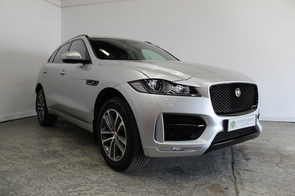 Used Jaguar F-Pace 2016 for sale - 74362345: Photo 1