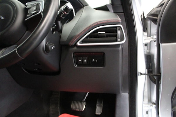 Used Jaguar F-Pace 2016 for sale - 74362345: Photo 53