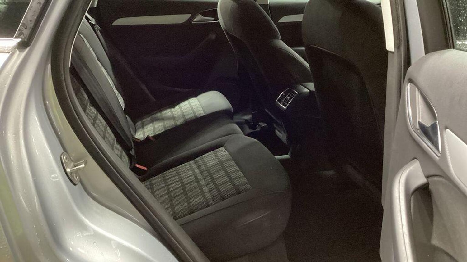 Used Audi Q3 2015 for sale - 76941756: Photo 11