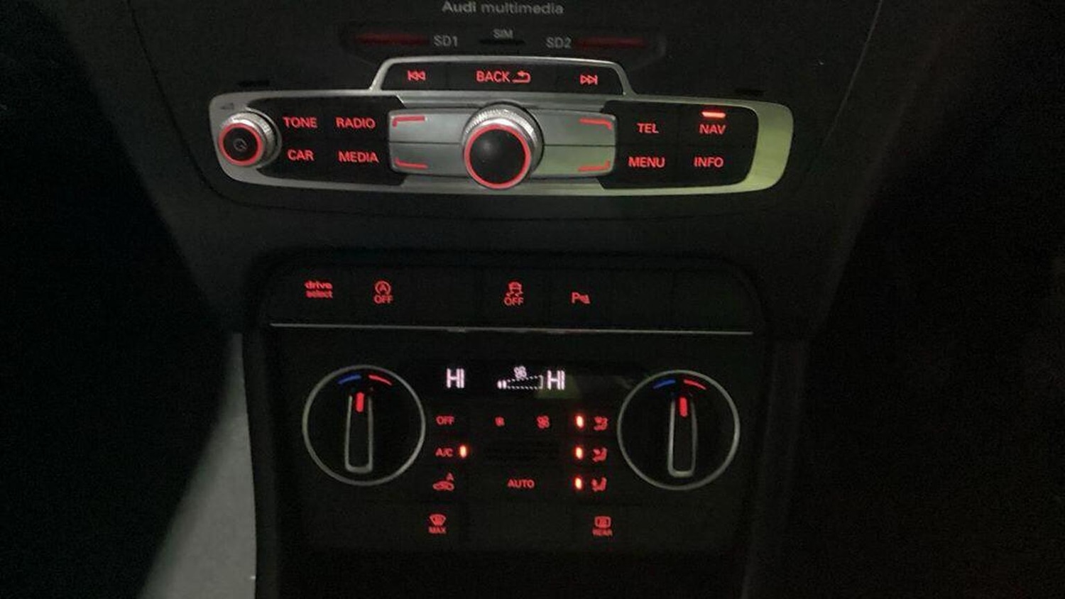 Used Audi Q3 2015 for sale - 76941756: Photo 16