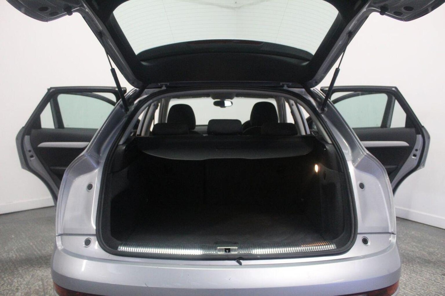 Used Audi Q3 2015 for sale - 76941756: Photo 24