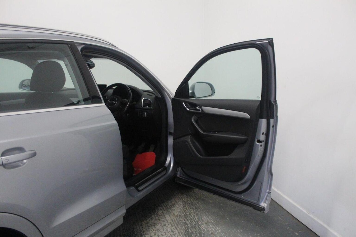 Used Audi Q3 2015 for sale - 76941756: Photo 25