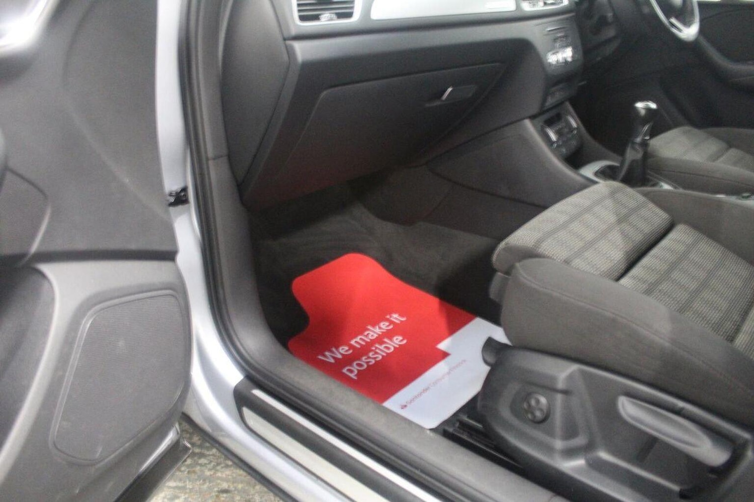 Used Audi Q3 2015 for sale - 76941756: Photo 32