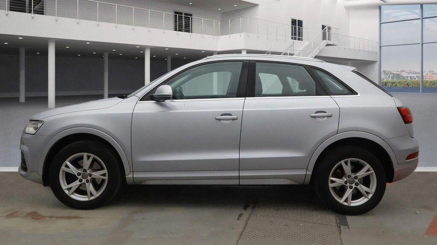Used Audi Q3 2015 for sale - 76941756: Photo 7