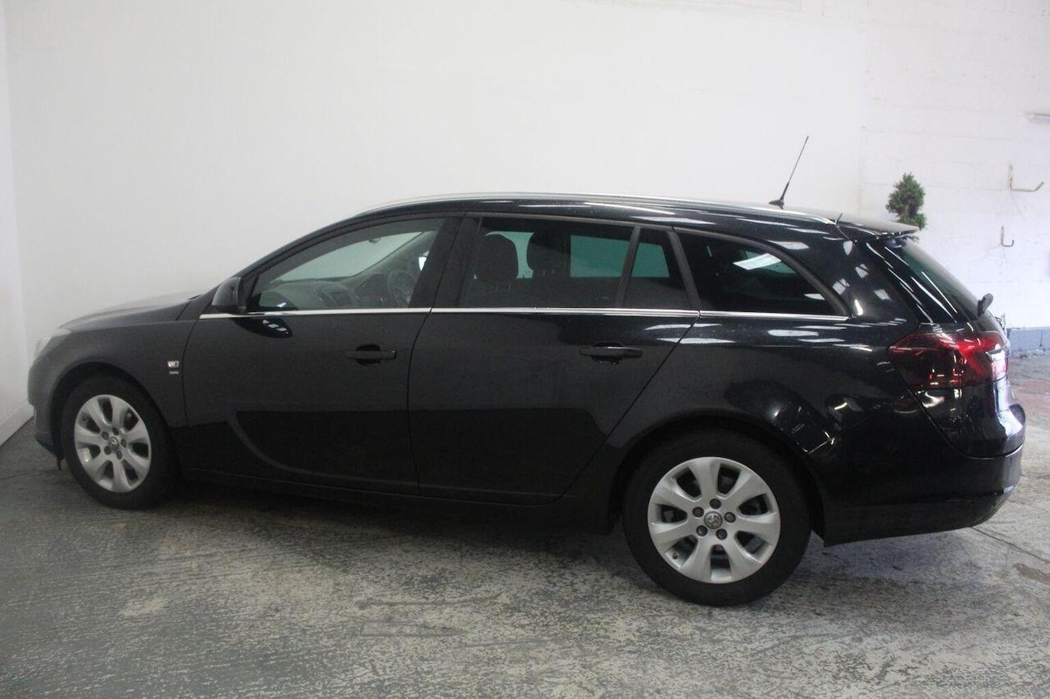 Used Vauxhall Insignia 2016 for sale - 77584559: Photo 10