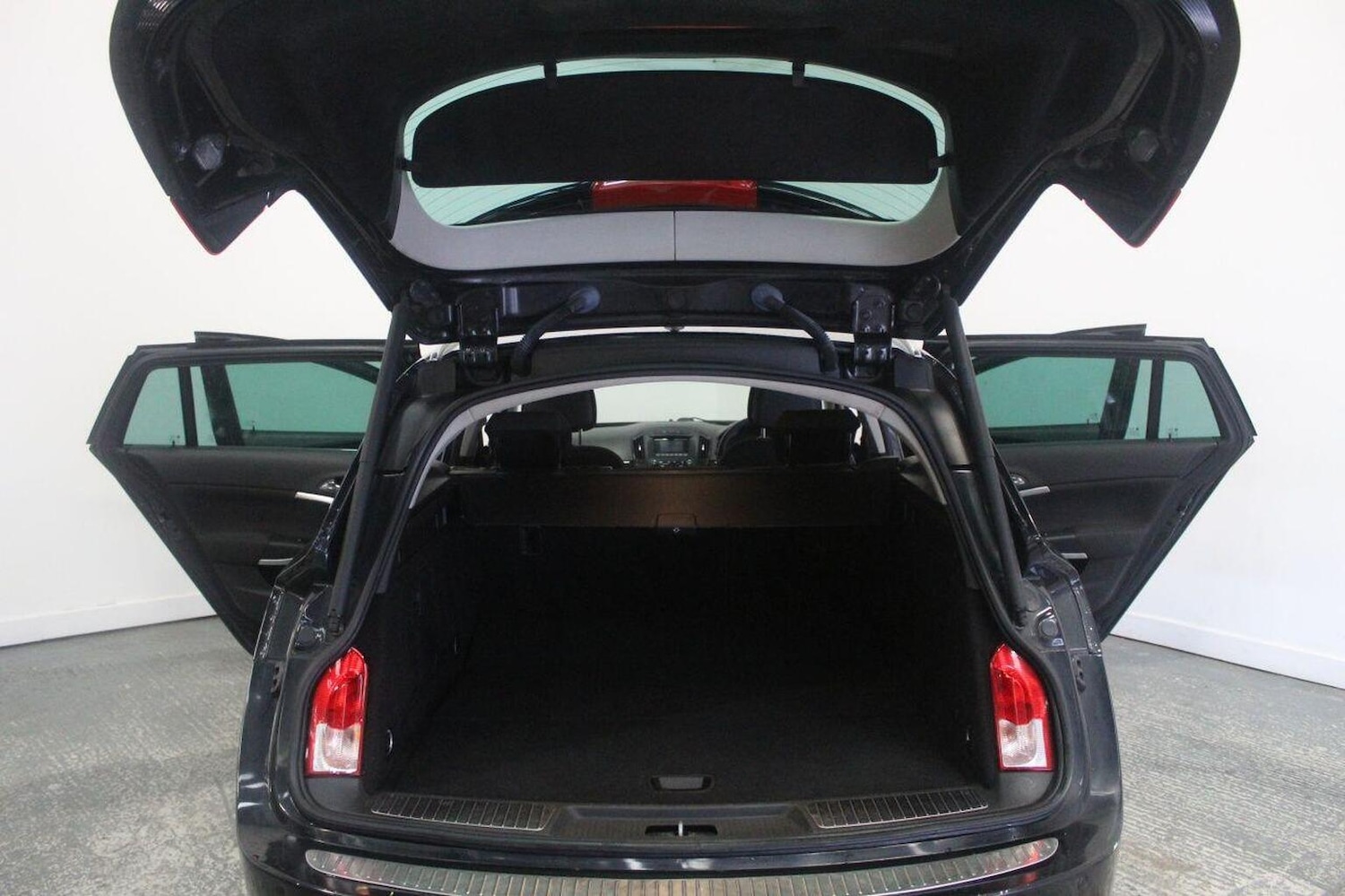 Used Vauxhall Insignia 2016 for sale - 77584559: Photo 22