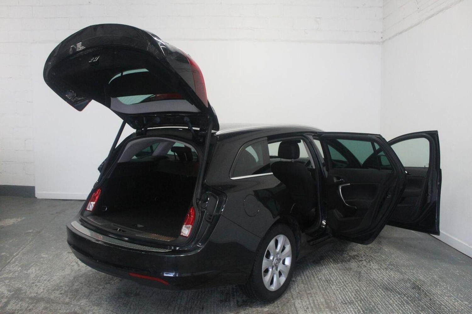 Used Vauxhall Insignia 2016 for sale - 77584559: Photo 24