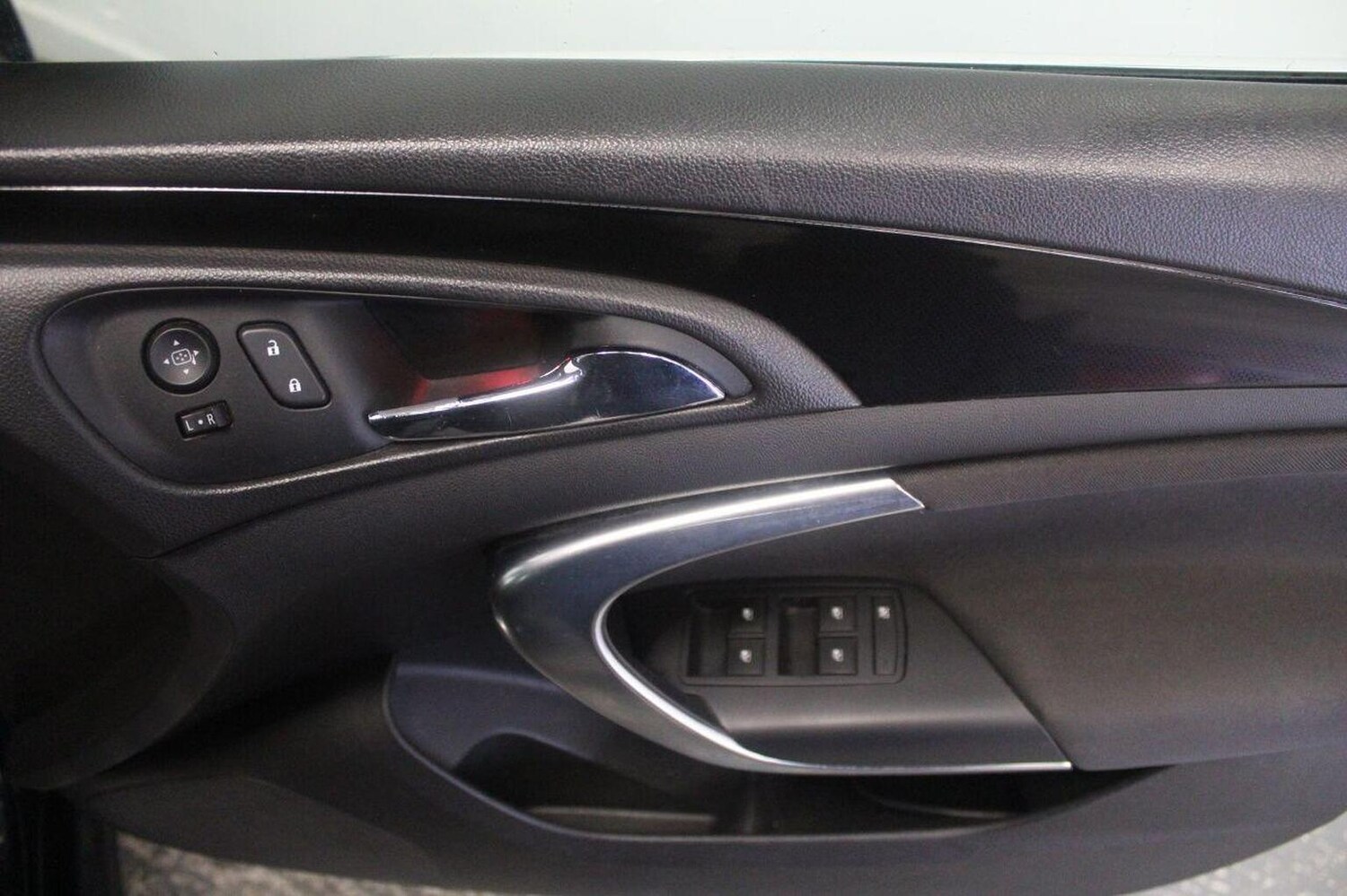 Used Vauxhall Insignia 2016 for sale - 77584559: Photo 47