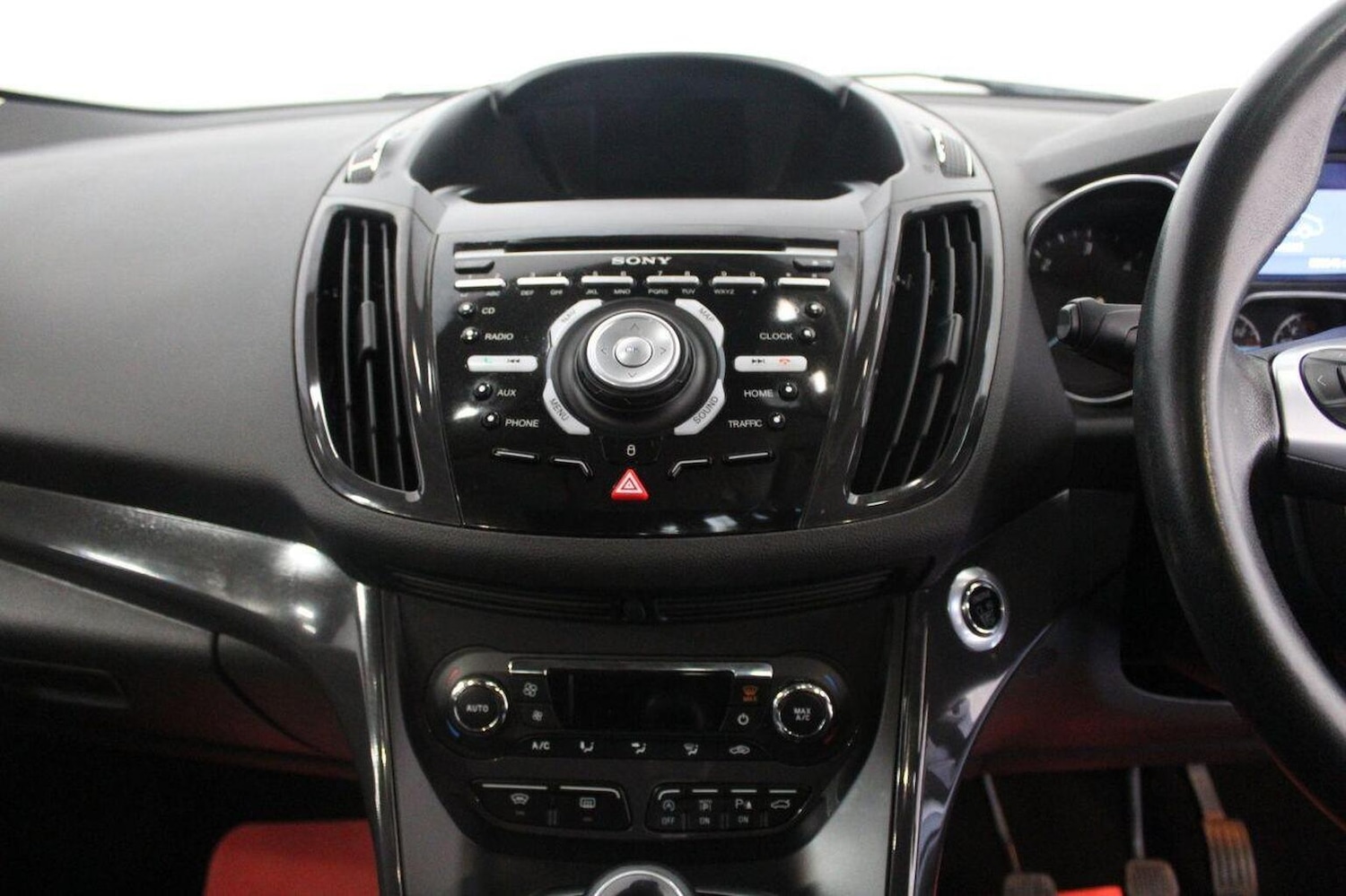 Used Ford Kuga 2015 for sale - 75705965: Photo 35