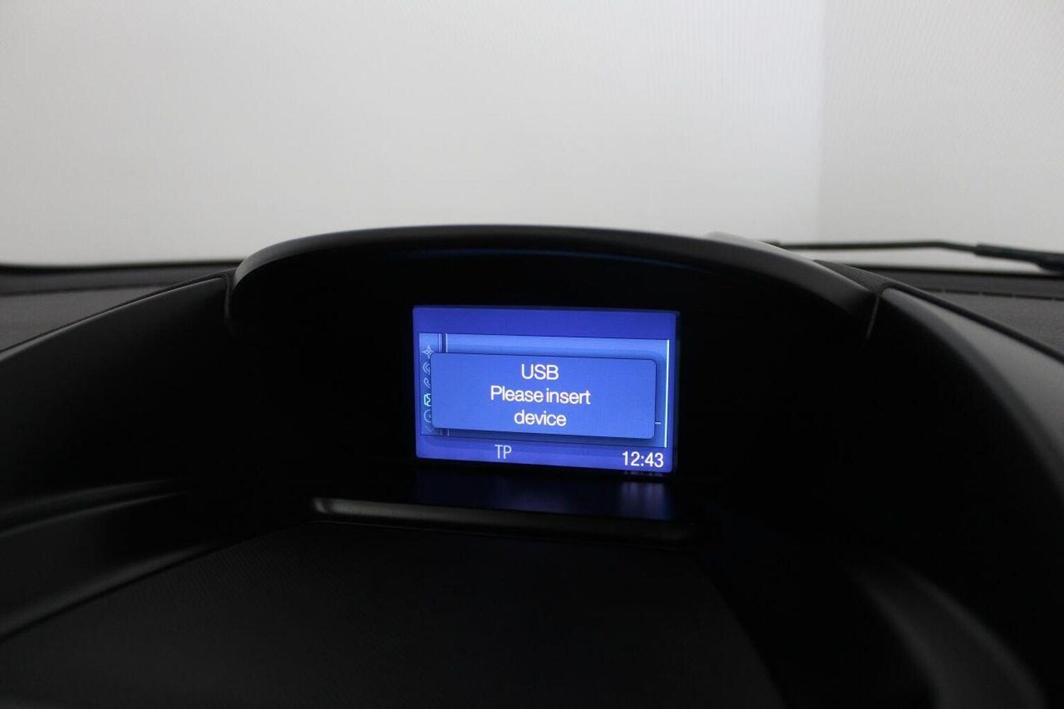 Used Ford Kuga 2015 for sale - 75705965: Photo 39