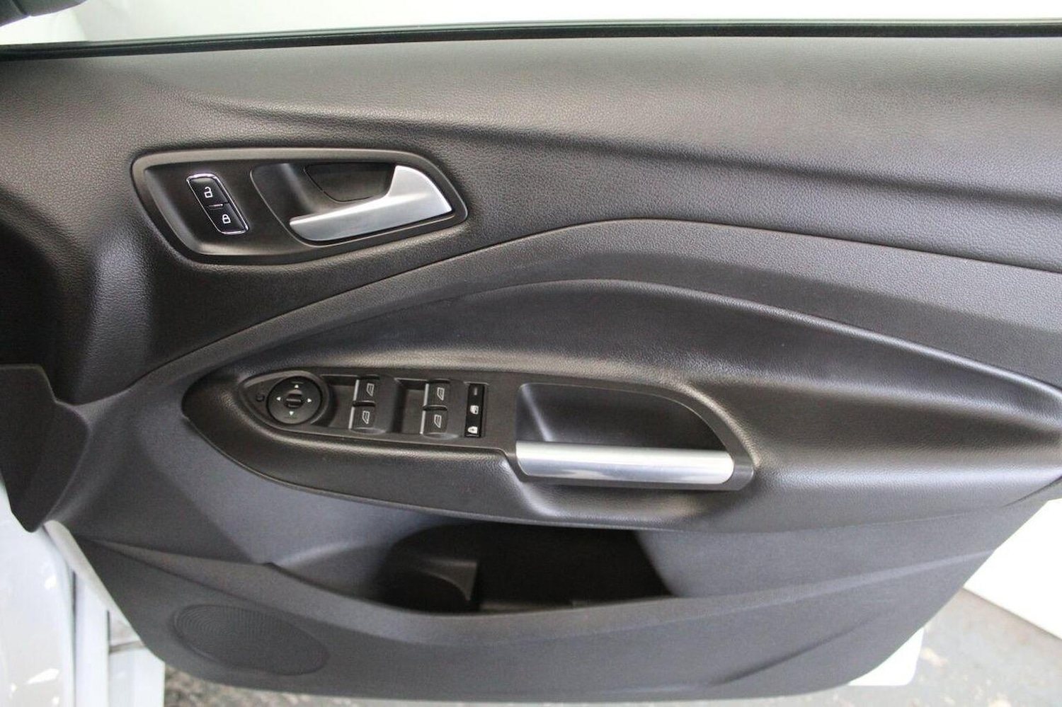 Used Ford Kuga 2015 for sale - 75705965: Photo 52