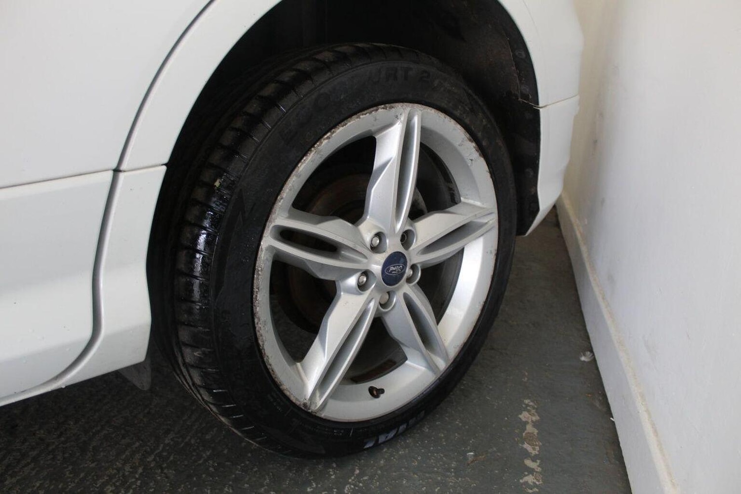 Used Ford Kuga 2015 for sale - 75705965: Photo 63