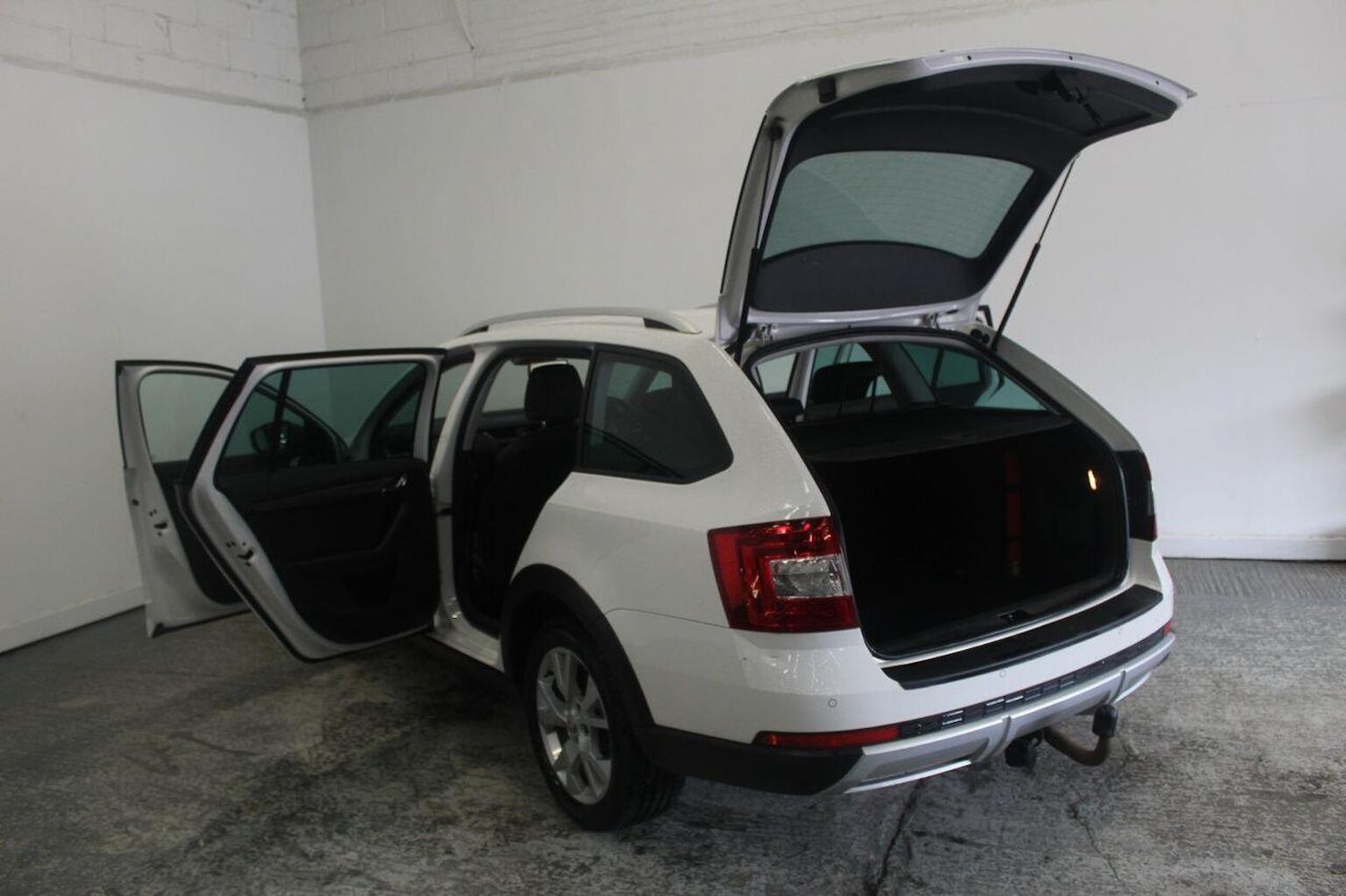 Used Skoda Octavia 2017 for sale - 78084385: Photo 18