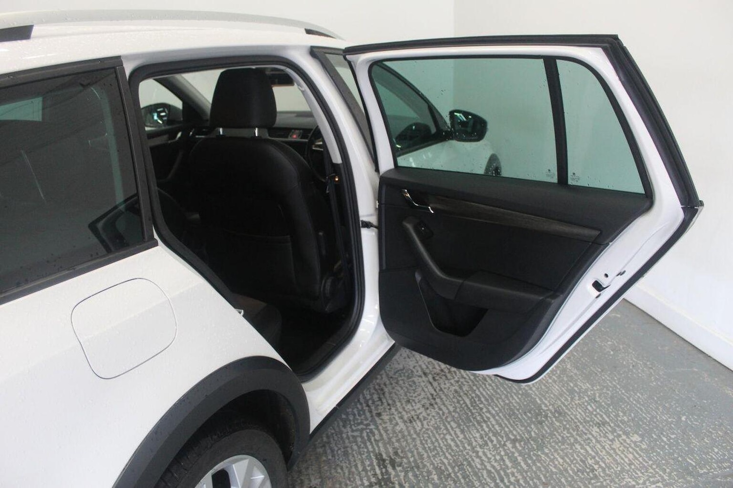 Used Skoda Octavia 2017 for sale - 78084385: Photo 23