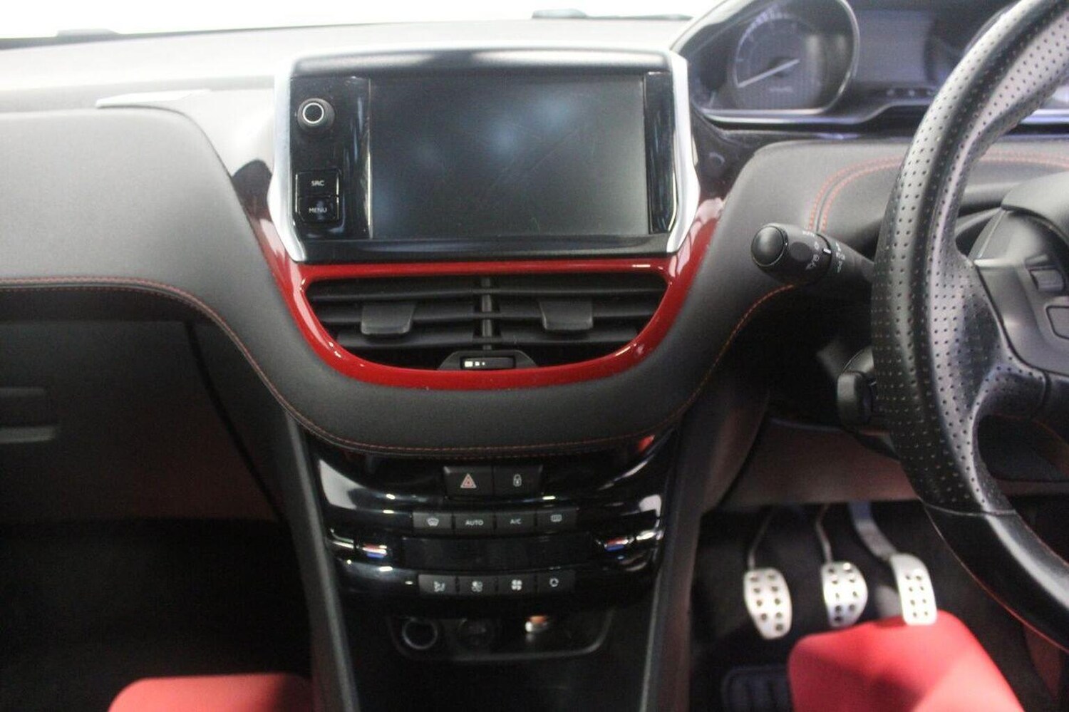 Used Peugeot 208 2014 for sale - 77954071: Photo 33