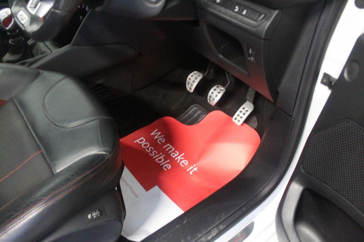 Used Peugeot 208 2014 for sale - 77954071: Photo 49