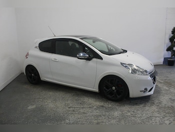 Used Peugeot 208 2014 for sale - 77954071: Photo