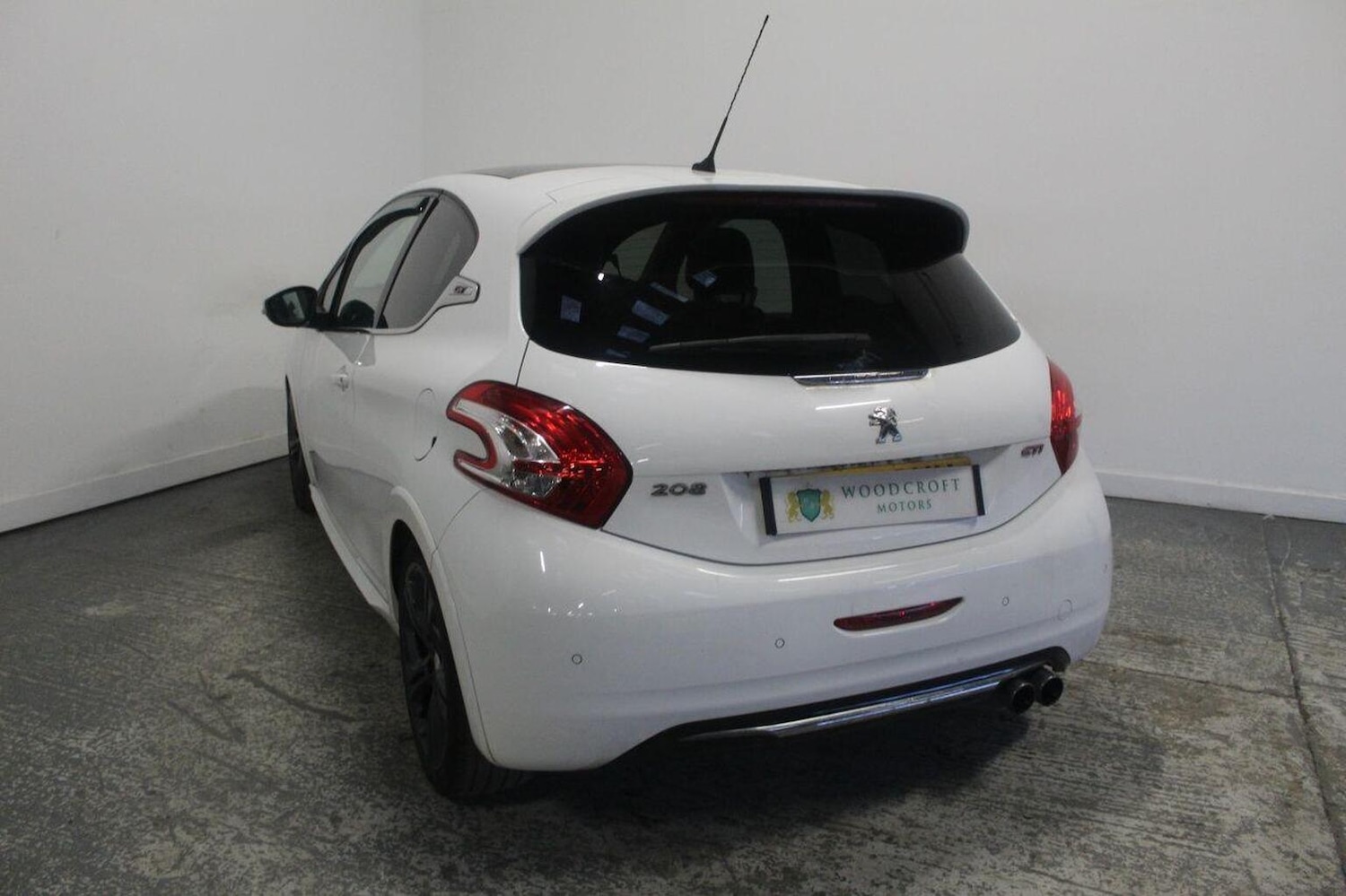 Used Peugeot 208 2014 for sale - 77954071: Photo 7