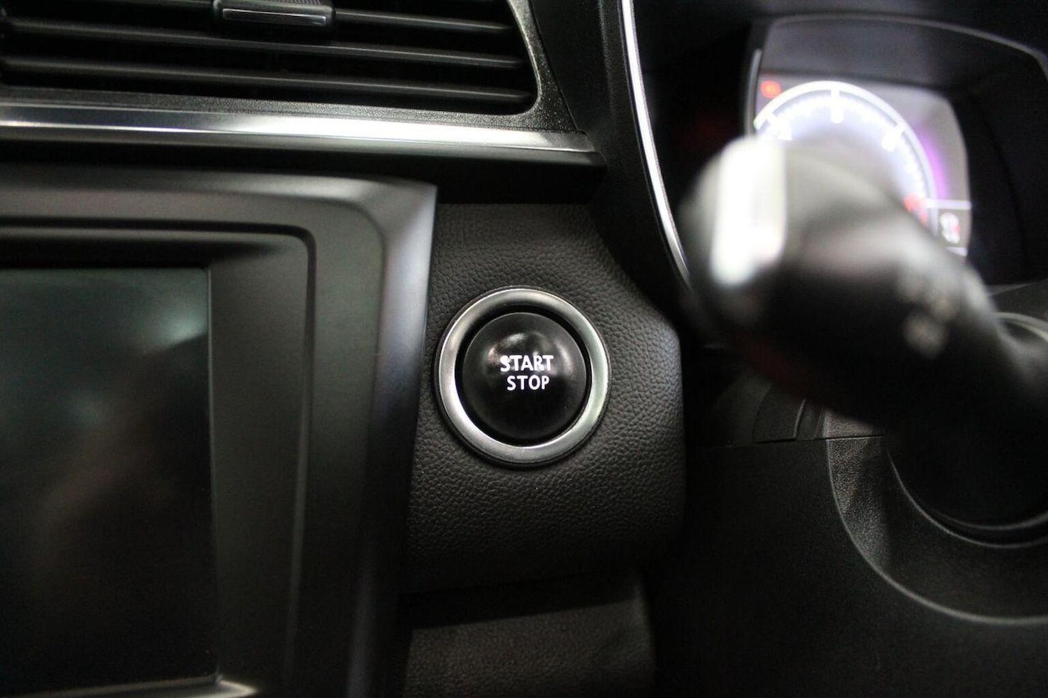 Used Renault Kadjar 2016 for sale - 76793683: Photo 44