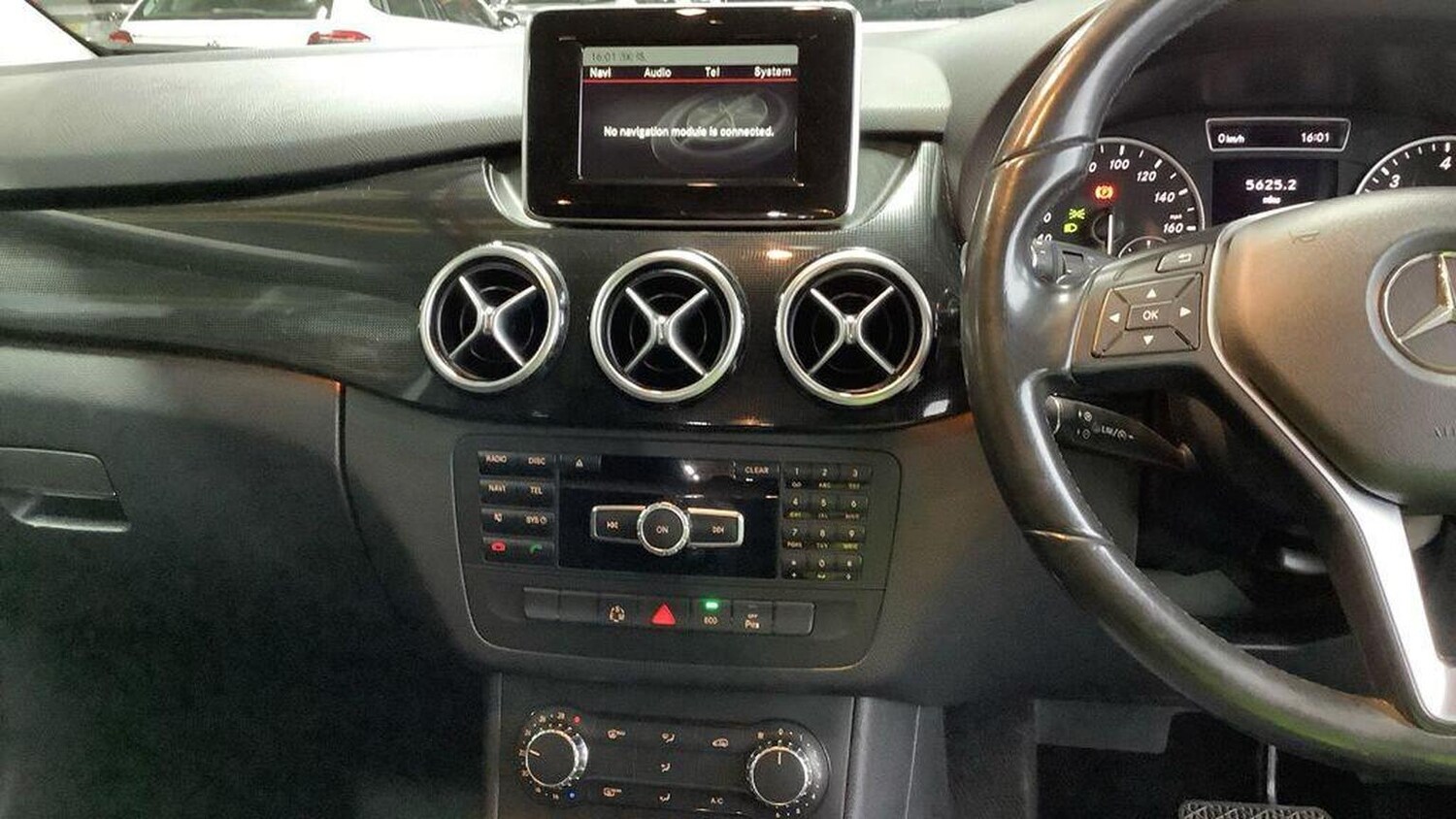 Used Mercedes-Benz B Class 2014 for sale - 78084415: Photo 17