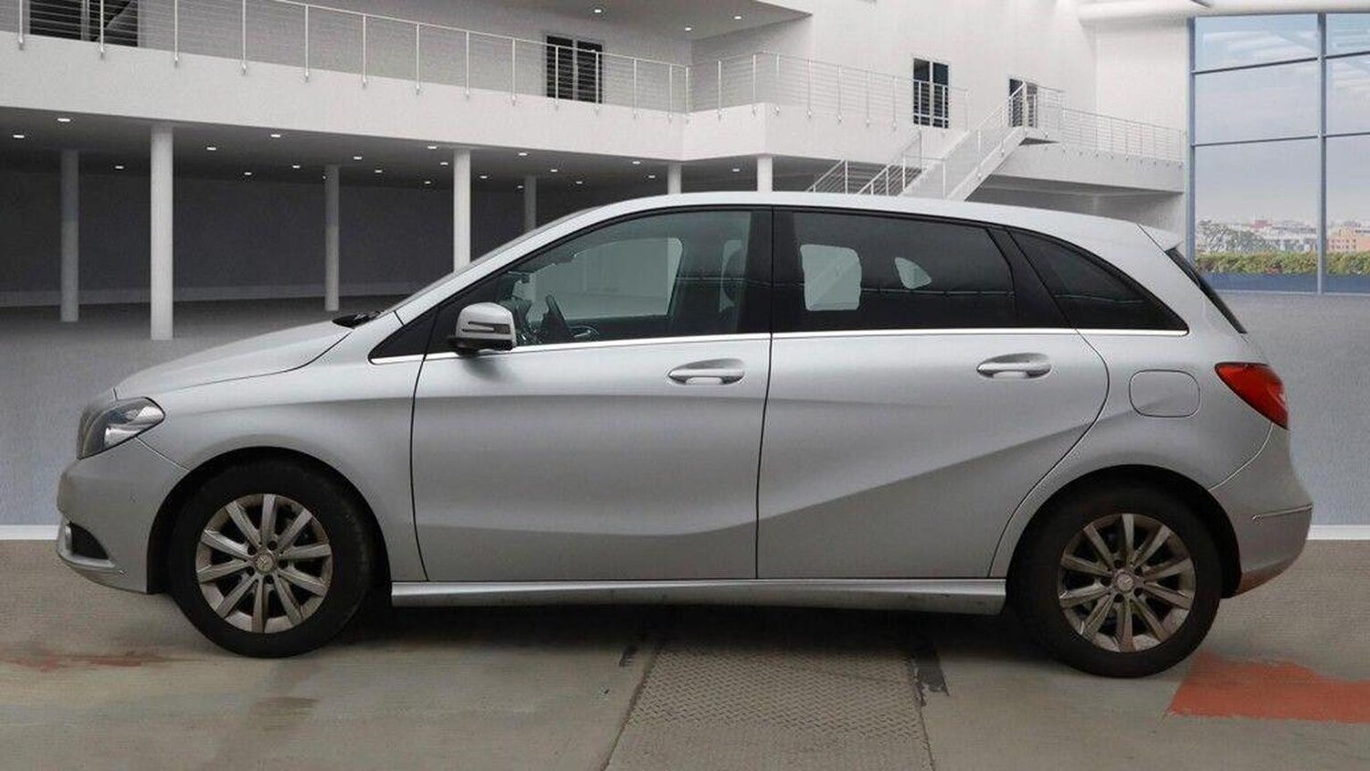 Used Mercedes-Benz B Class 2014 for sale - 78084415: Photo 8