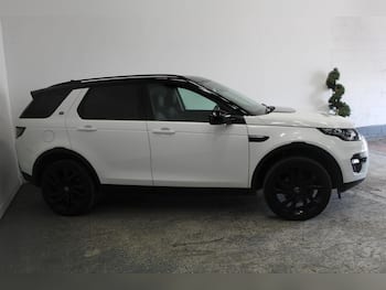Used Land Rover Discovery Sport 2015 for sale - 79568955: Photo