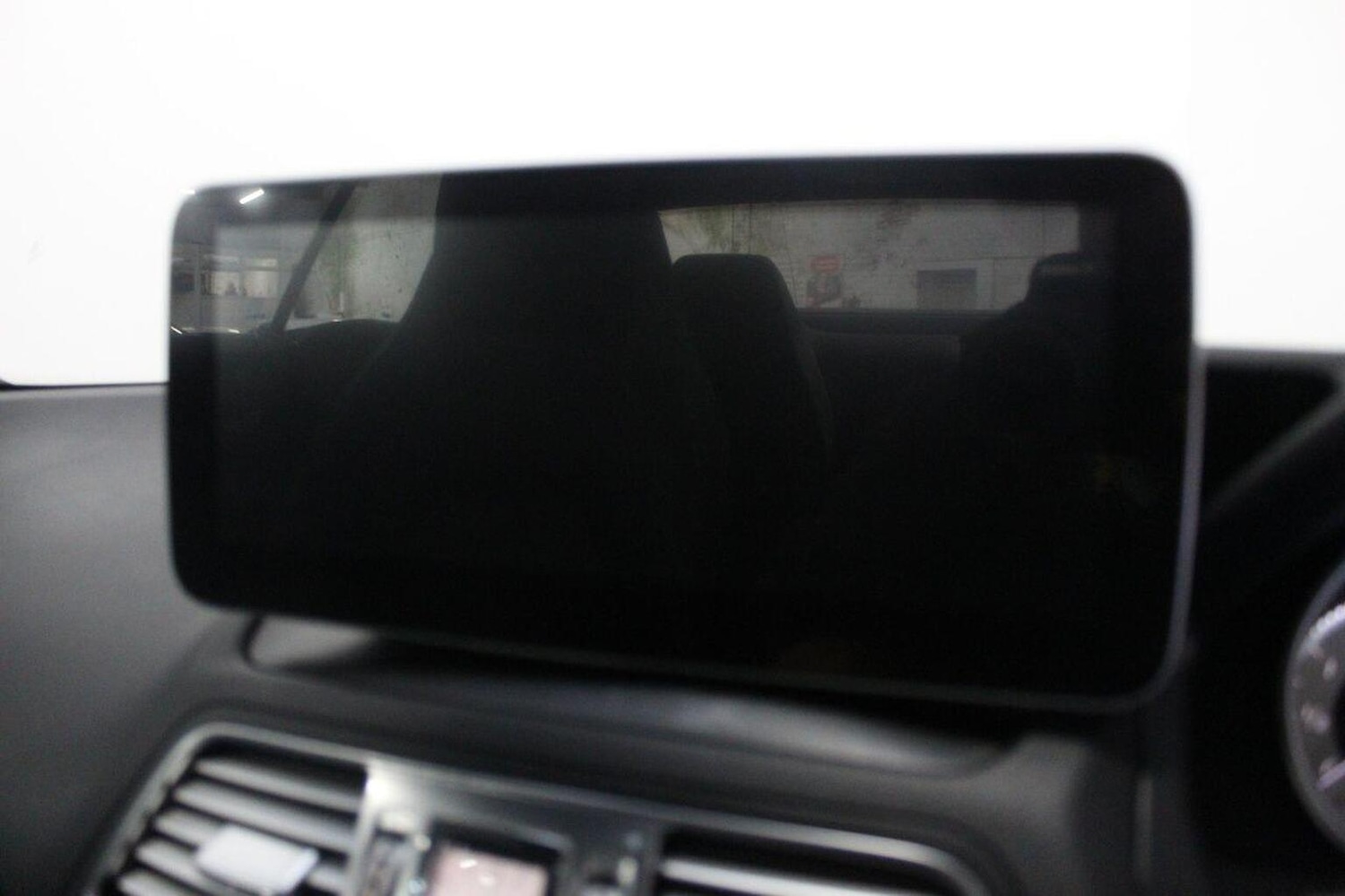 Used Mercedes-Benz E Class 2013 for sale - 76631508: Photo 41