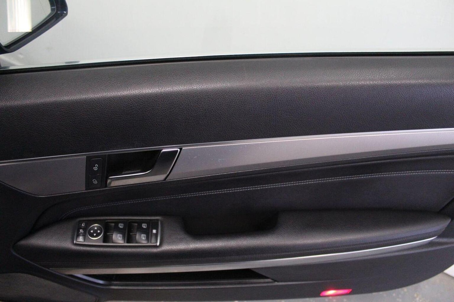 Used Mercedes-Benz E Class 2013 for sale - 76631508: Photo 50