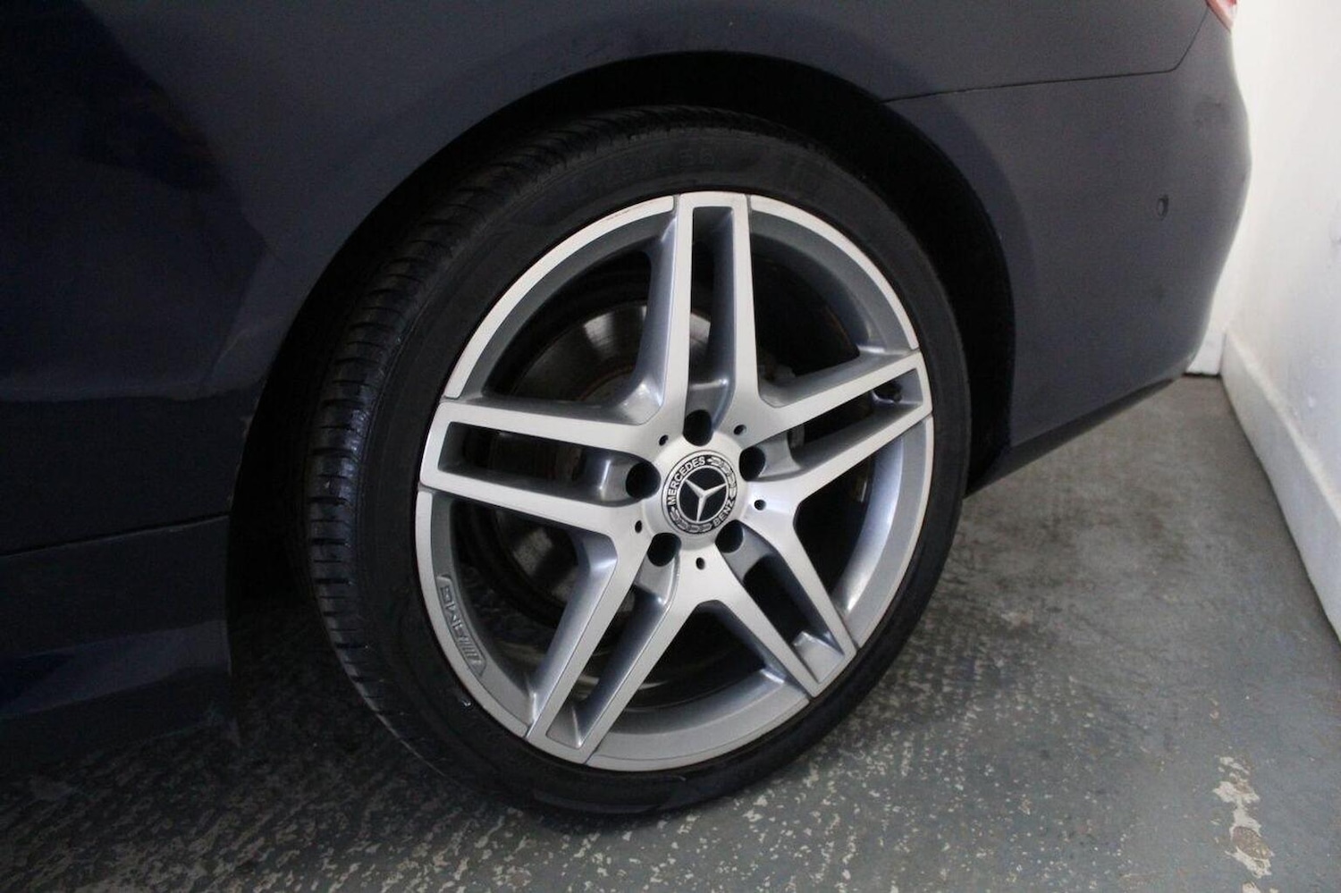 Used Mercedes-Benz E Class 2013 for sale - 76631508: Photo 60