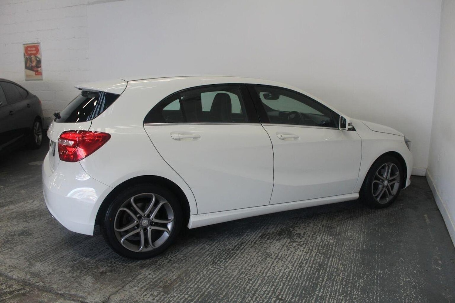 Used Mercedes-Benz A-Class 2013 for sale - 77937890: Photo 11
