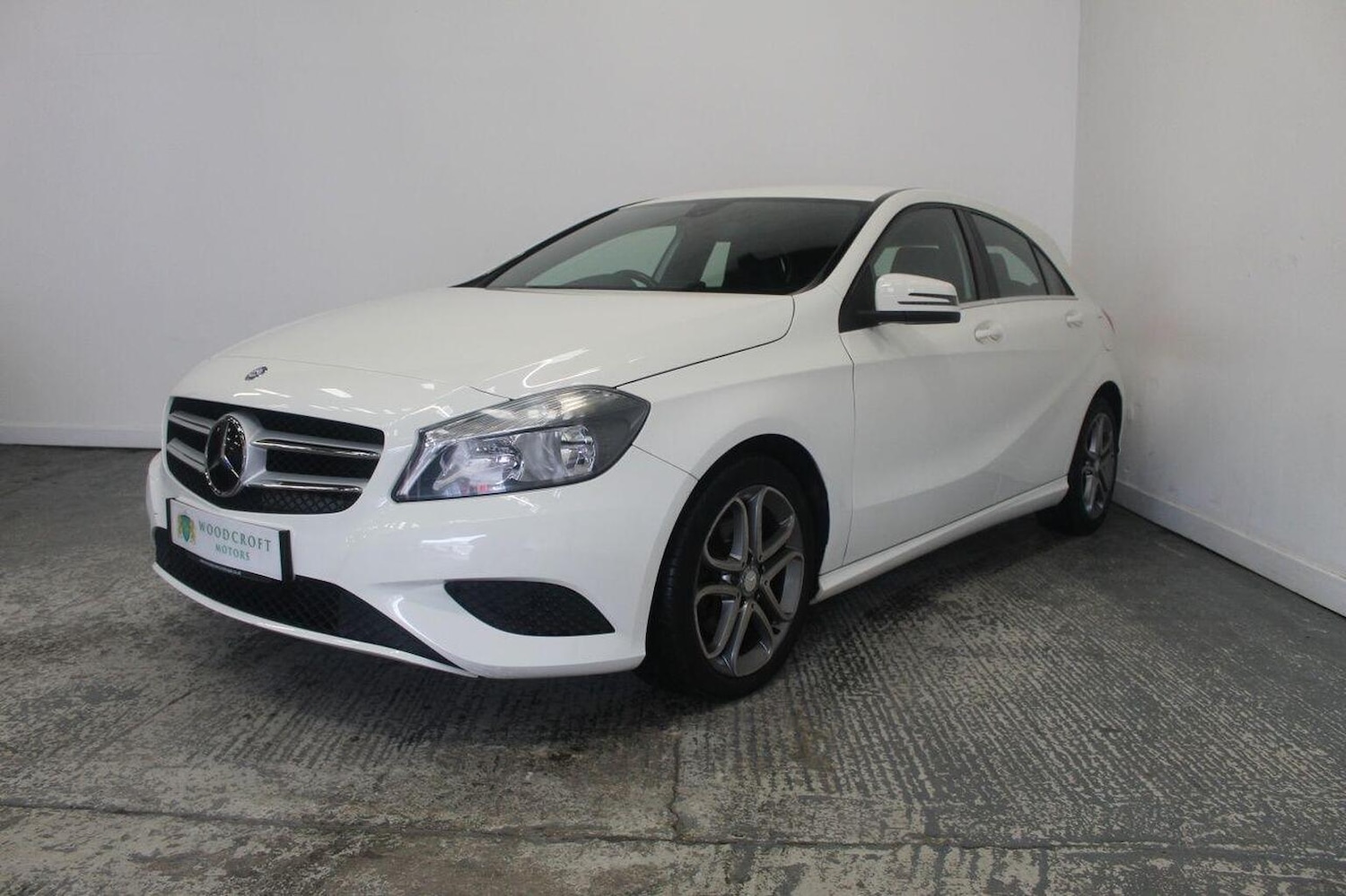 Used Mercedes-Benz A-Class 2013 for sale - 77937890: Photo 2