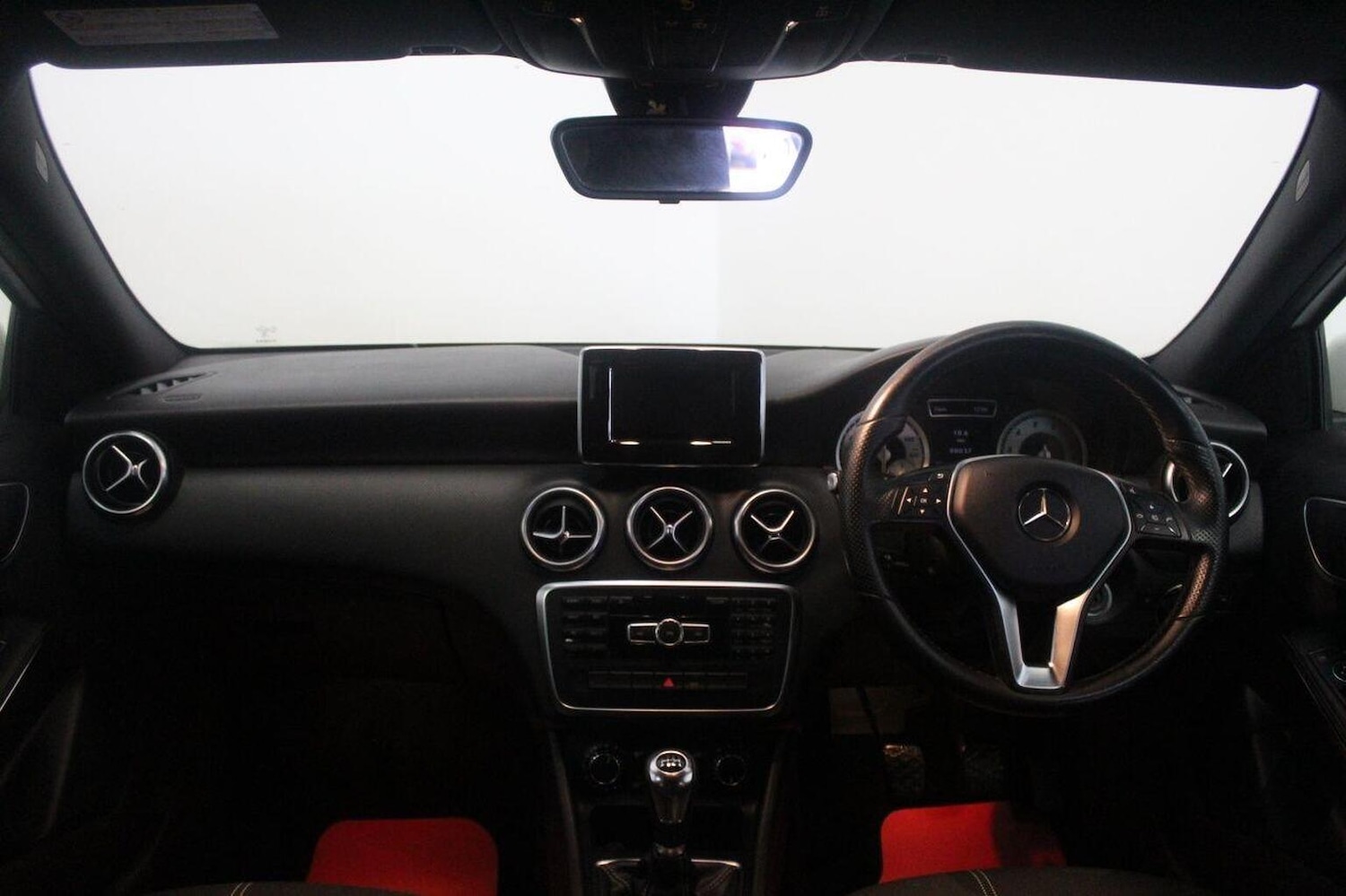 Used Mercedes-Benz A-Class 2013 for sale - 77937890: Photo 26