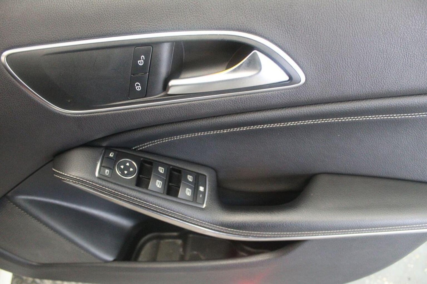 Used Mercedes-Benz A-Class 2013 for sale - 77937890: Photo 46