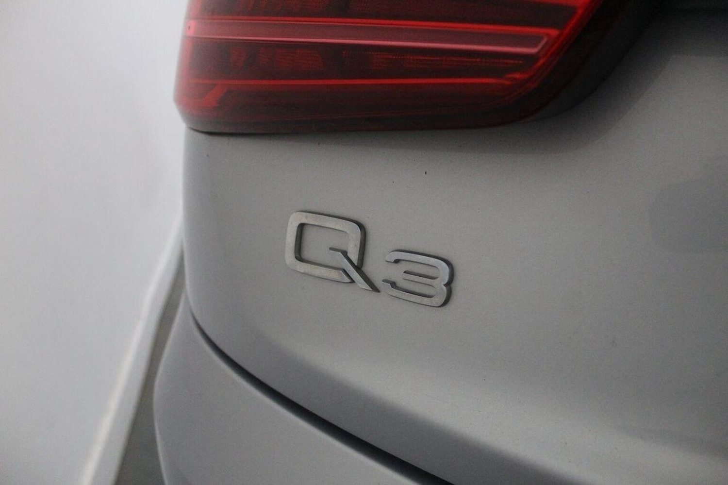 Used Audi Q3 2015 for sale - 77937830: Photo 16