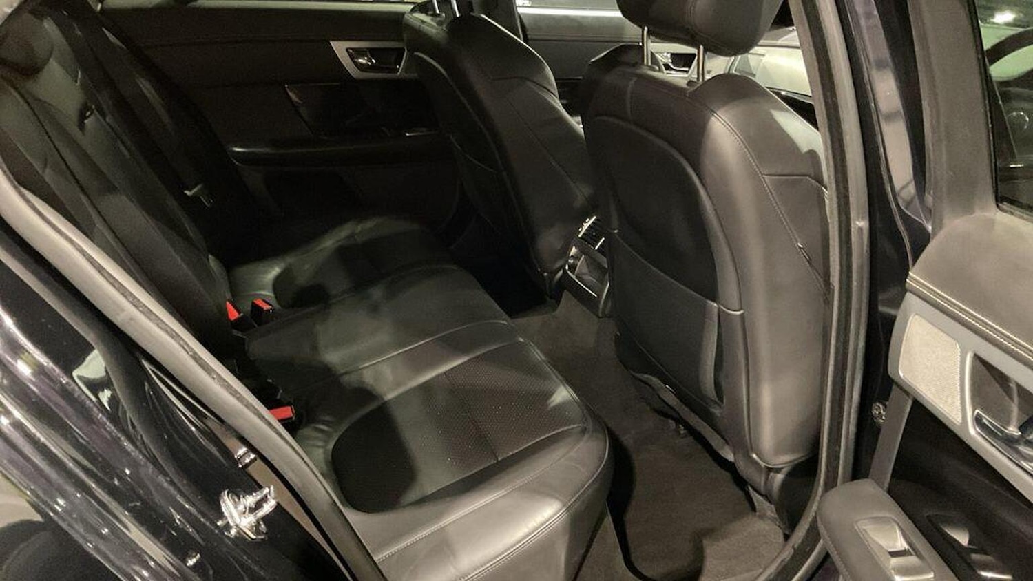 Used Jaguar XF 2014 for sale - 78053327: Photo 13