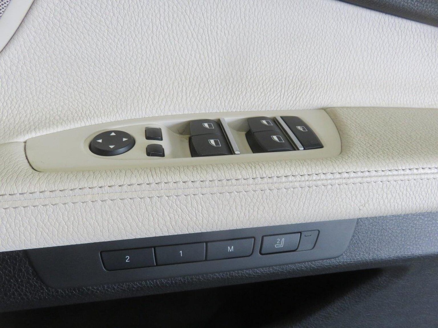 Used BMW 7 Series 2013 for sale - 76769348: Photo 50