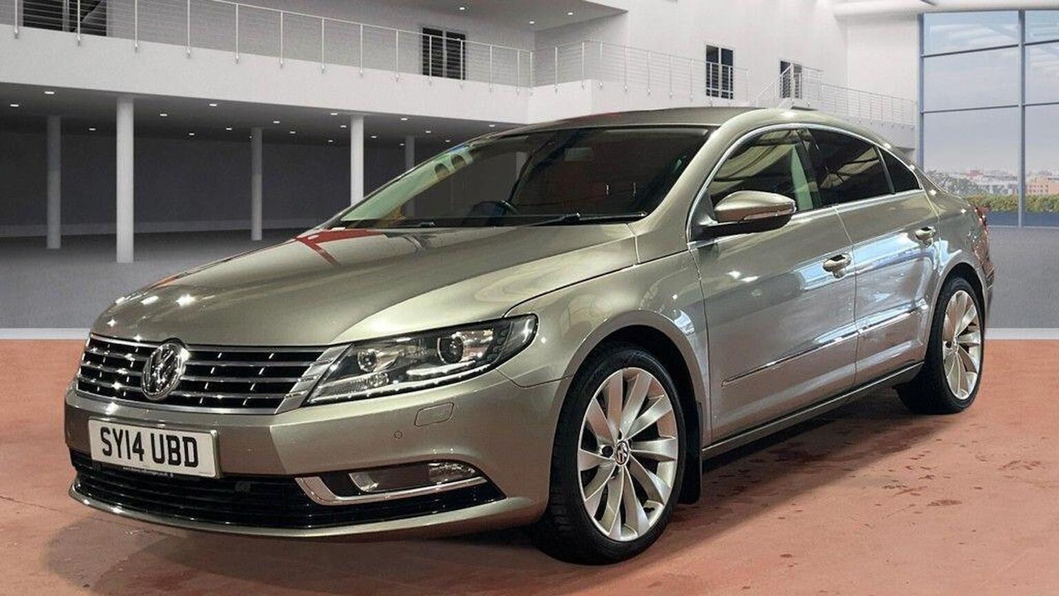 Used Volkswagen CC 2014 for sale - 77937984: Photo 2