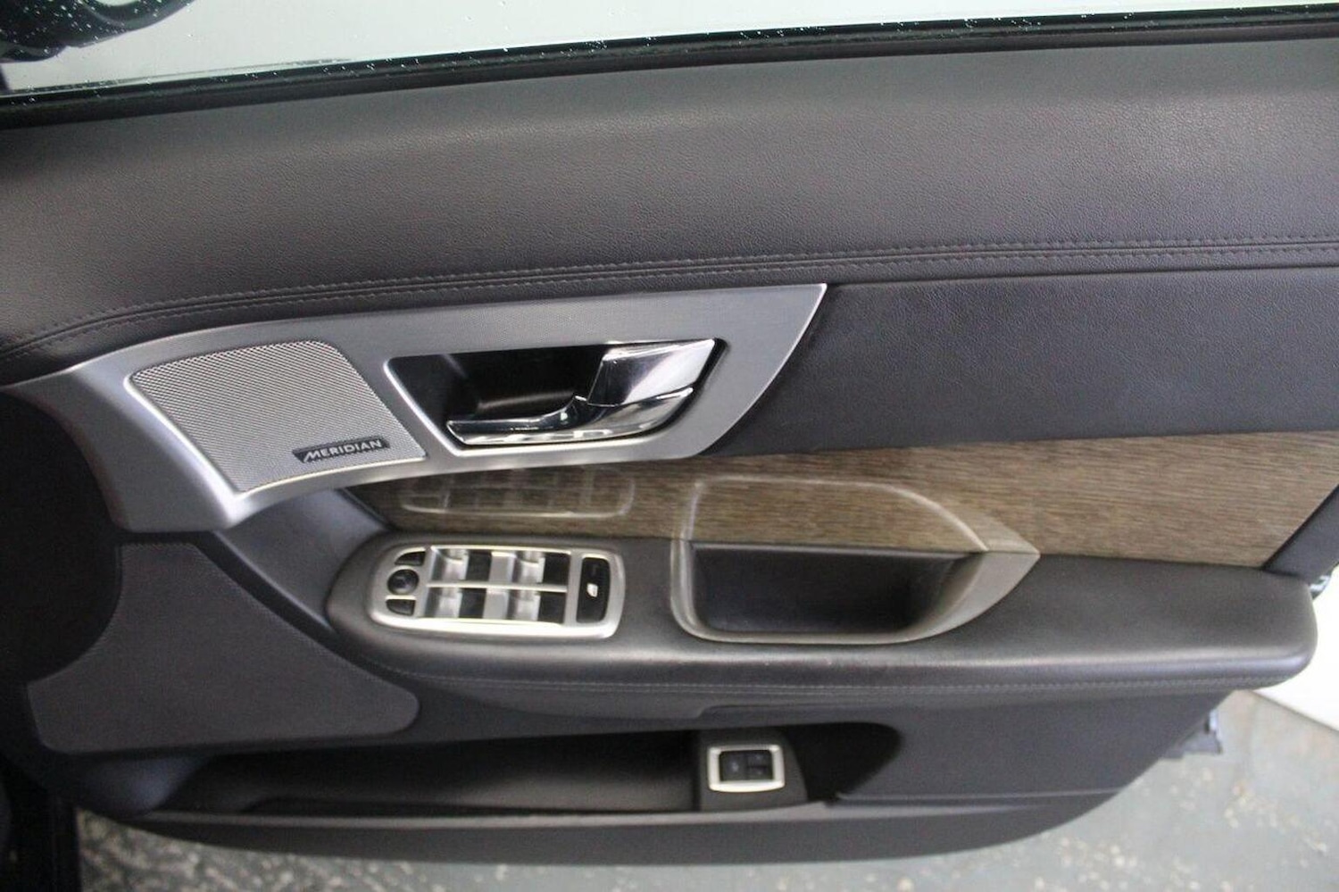 Used Jaguar XF 2014 for sale - 76268529: Photo 52