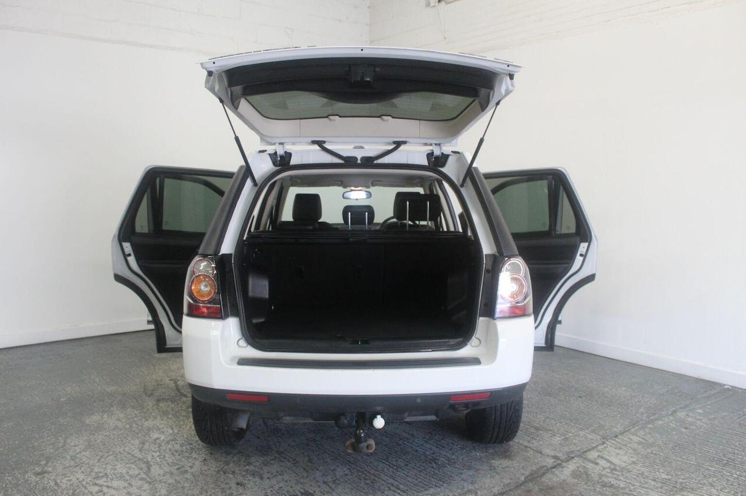 Used Land Rover Freelander 2 2014 for sale - 77937848: Photo 23