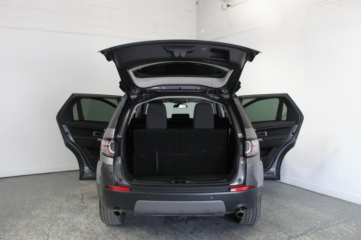 Used Land Rover Discovery Sport 2017 for sale - 76334732: Photo 23