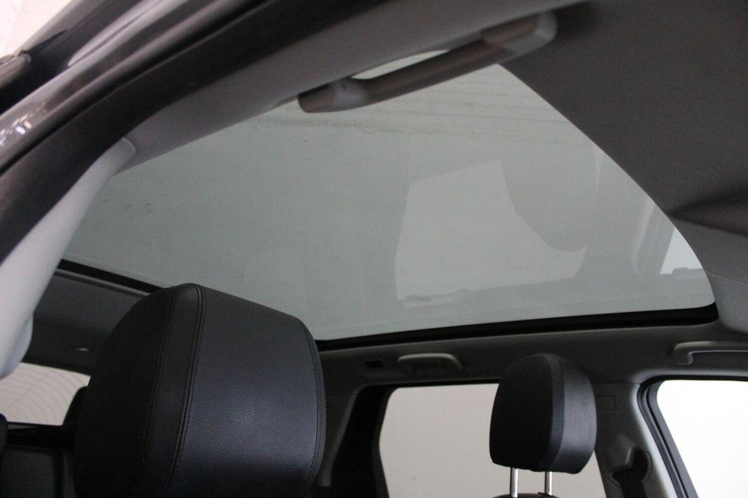 Used Land Rover Discovery Sport 2017 for sale - 76334732: Photo 32