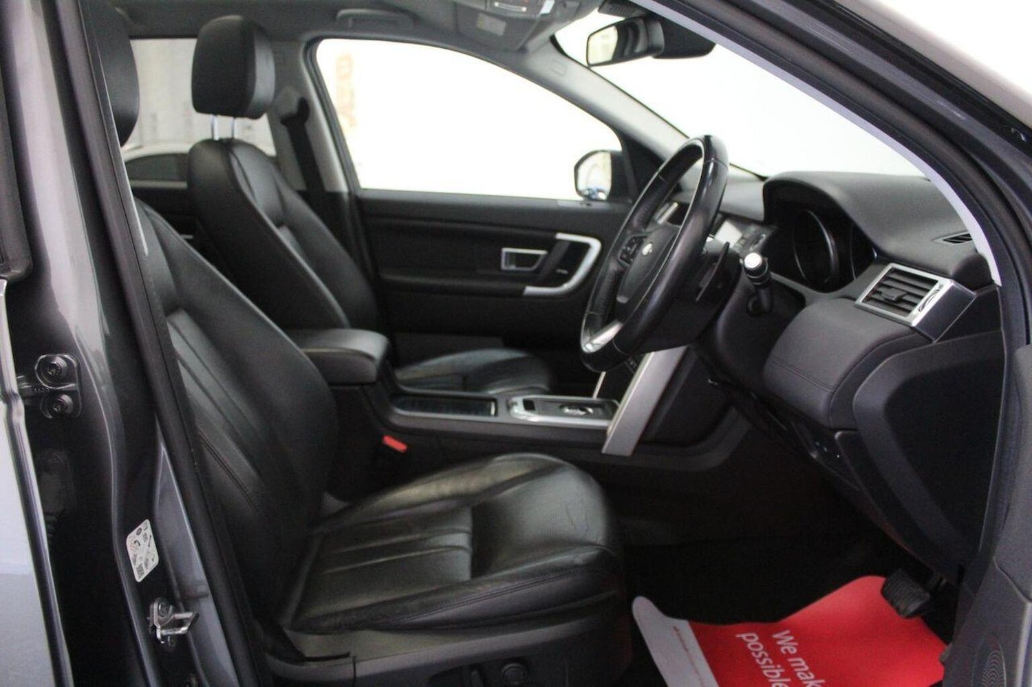 Used Land Rover Discovery Sport 2017 for sale - 76334732: Photo 34