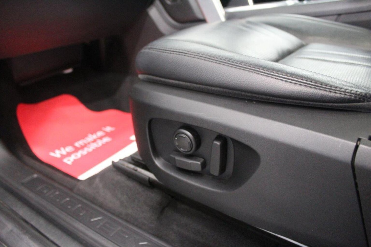 Used Land Rover Discovery Sport 2017 for sale - 76334732: Photo 37