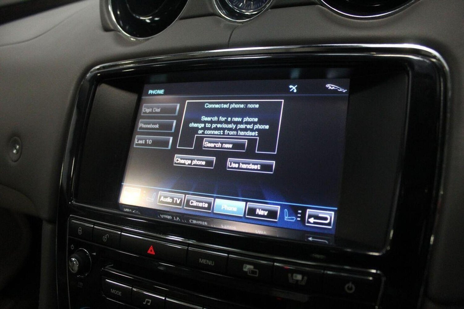 Used Jaguar XJ 2011 for sale - 75938380: Photo 44