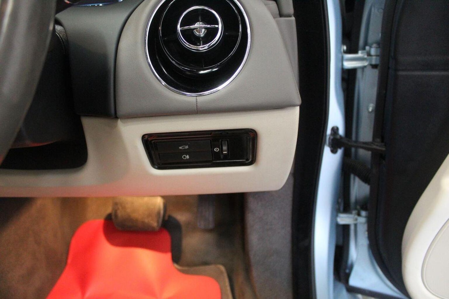 Used Jaguar XJ 2011 for sale - 75938380: Photo 54