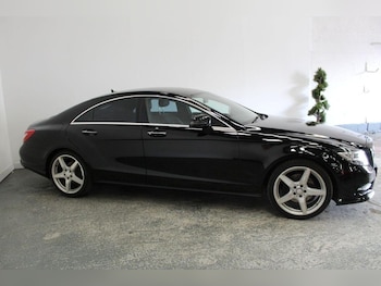 Used Mercedes-Benz CLS 2011 for sale - 75244843: Photo